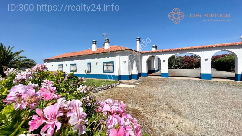 30he, ALENTEJO, AIRFIELD, HOUSE ID: 3525