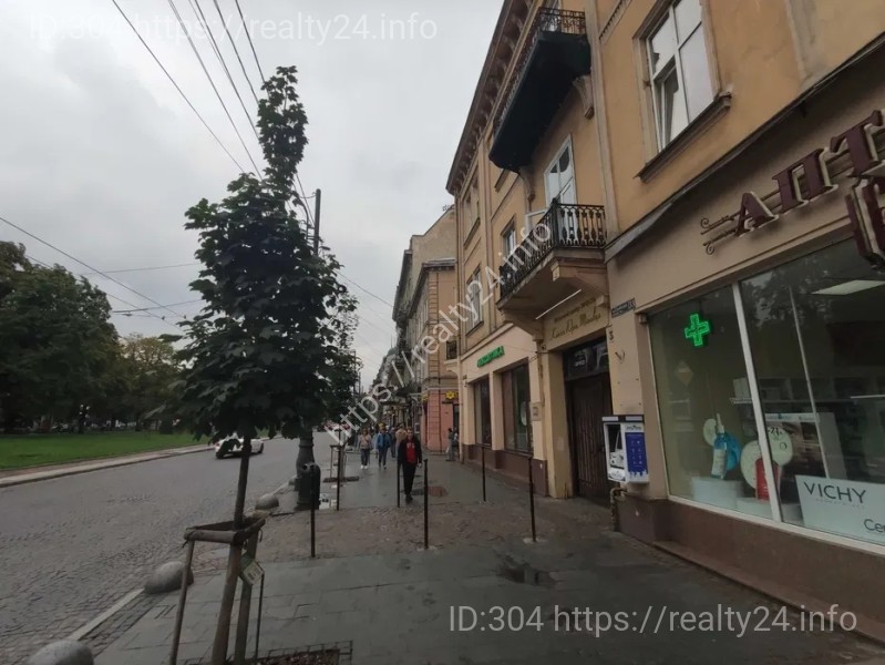 Rent premises on Svoboda Ave., Lviv for a doctors, cosmetologists, masseurs salon ID: 3613