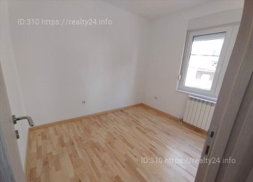 Bright, spacious apartment in Belgrade, located in a good area ID: 3746