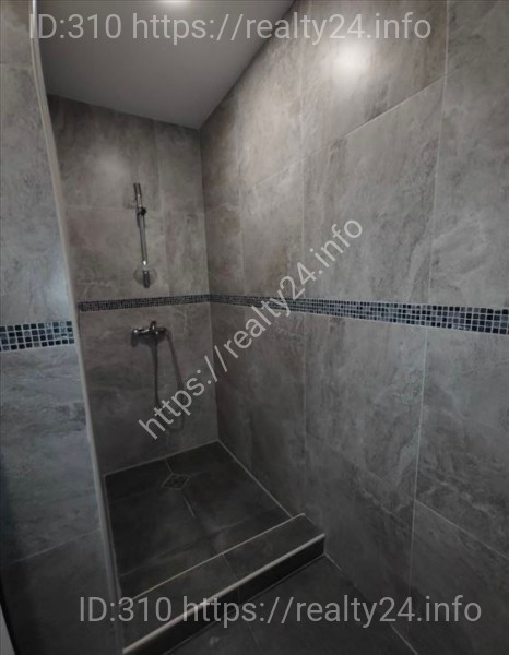 Bright, spacious apartment in Belgrade, located in a good area ID: 3748