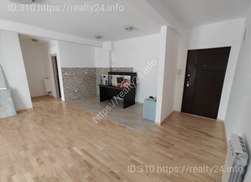 Bright, spacious apartment in Belgrade, located in a good area ID: 3754