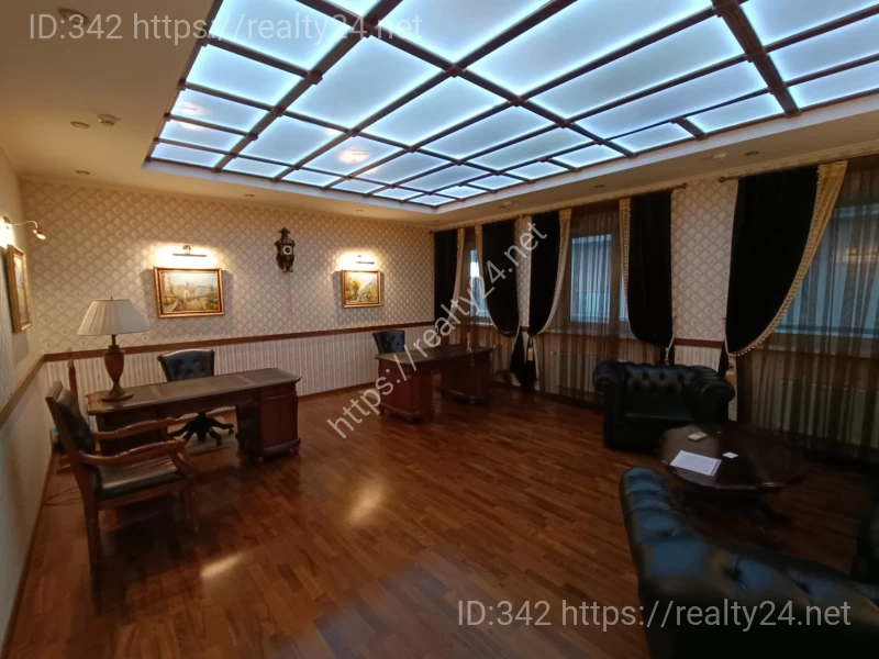 Office for rent with a generator 45 m&sup2; in Nivki, Tupolev St. in Kyiv ID: 6577