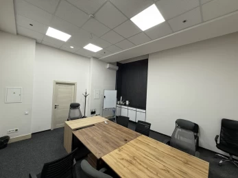 TOP OFFER Rent an office of 650 m&sup2; in Podil in Kyiv WITHOUT COMMISSION FEES ID: 6607