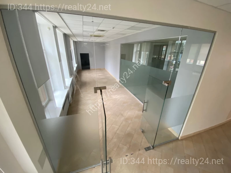 TOP OFFER Rent an office of 650 m&sup2; in Podil in Kyiv WITHOUT COMMISSION FEES ID: 6623