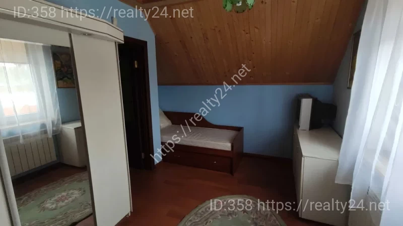 Cozy 2-storey house for rent near Lviv &mdash; Sknyliv, 100 m&sup2;, 11 acres, autonomous, with furniture ID: 6759