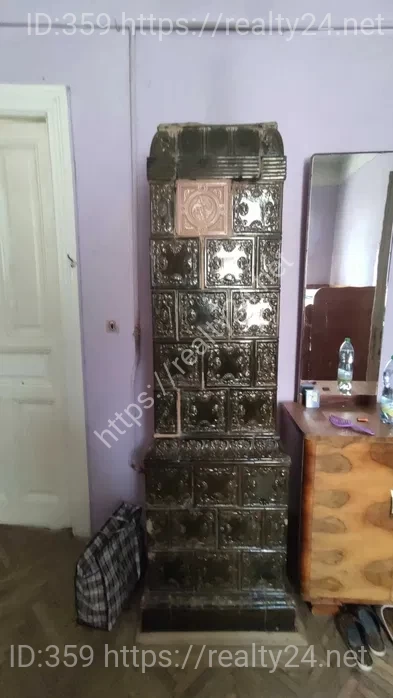 Austrian 4-room apartment in the center of Lviv &mdash; Shchepkina St., 96 m&sup2;, architectural monument ID: 6801